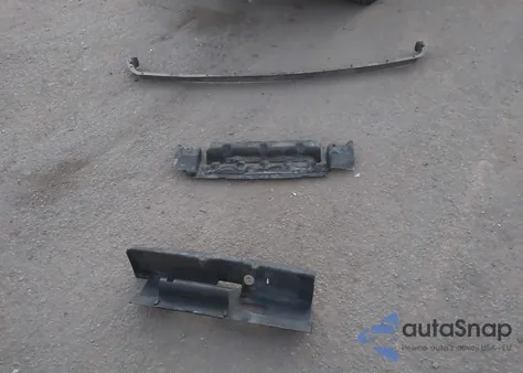 2003 Ford E-150 Chateau/Xl/Xlt from USA, damaged, VIN 1FMRE11W13HA97051